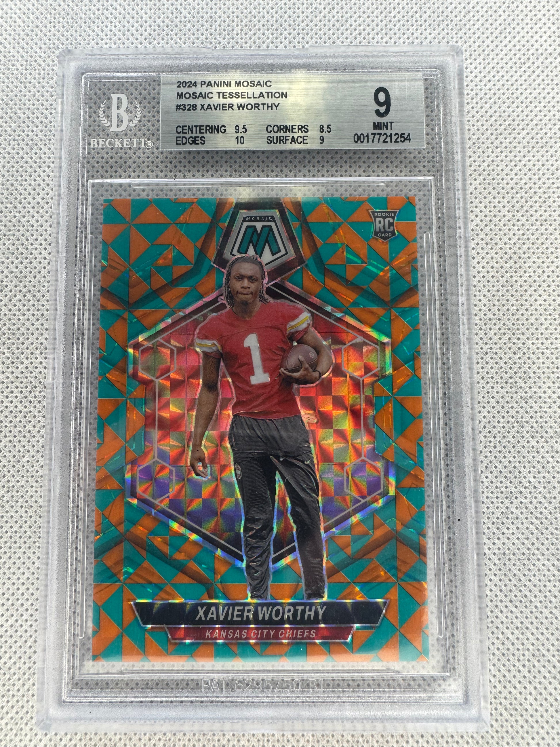 2024 Panini Mosaic Tessellation Xavier Worthy /15 #328 Beckett Mint 9-1